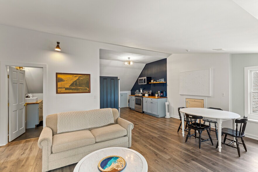 More Photos Of 56 Elm St, Camden Storefront For Sale