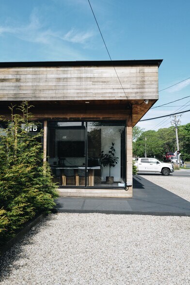 More Photos Of 81 Montauk Hwy, Wainscott Storefront Retail Office For Lease