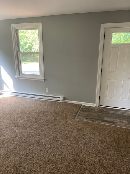 More Photos Of 830 Beaver Creek rd, Hagerstown Specialty For Lease