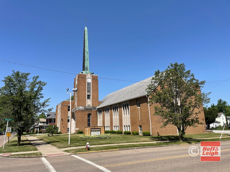 Primary Photo Of 126 W Indiana Ave, Sebring Religious Facility For Sale