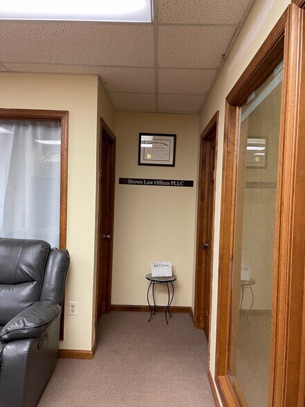 More Photos Of 4330 Ridgewood Center Dr, Woodbridge Coworking Space