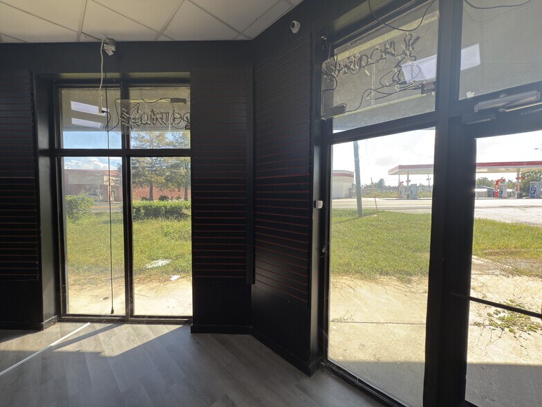More Photos Of 2811 Highway 71, Marianna Freestanding For Lease