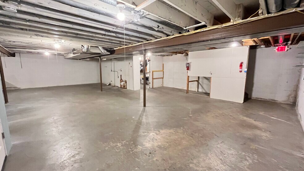 More Photos Of 27051 Southfield Rd, Lathrup Village Freestanding For Sale