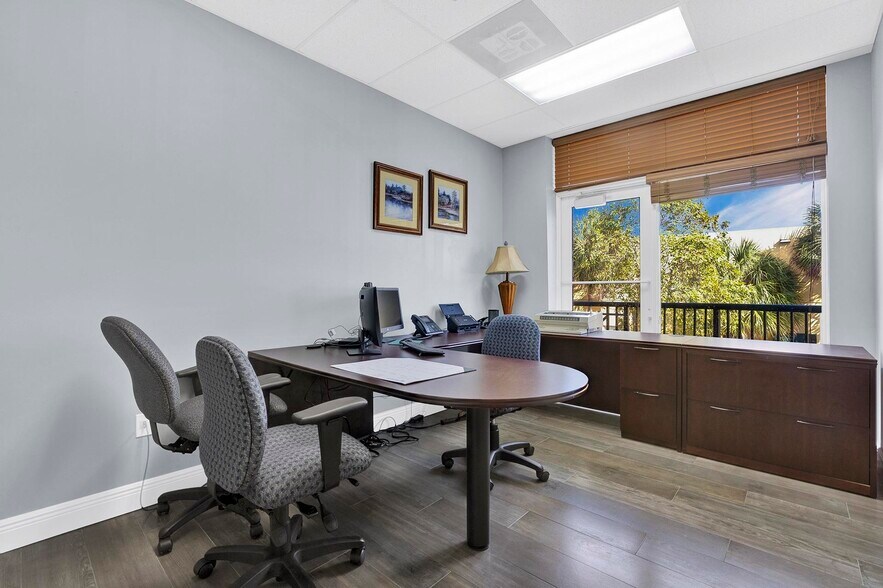 More Photos Of 5801 NW 151st St, Miami Lakes Office For Lease