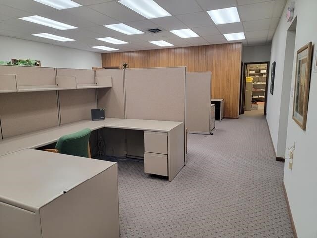 More Photos Of 700 E Division St, Neillsville Office For Sale
