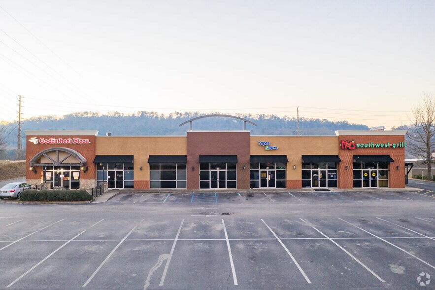 More Photos Of 231 State Farm Pky, Birmingham Freestanding For Lease