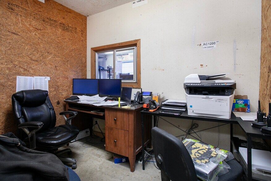 More Photos Of 5004 FM 2767, Tyler Industrial For Sale