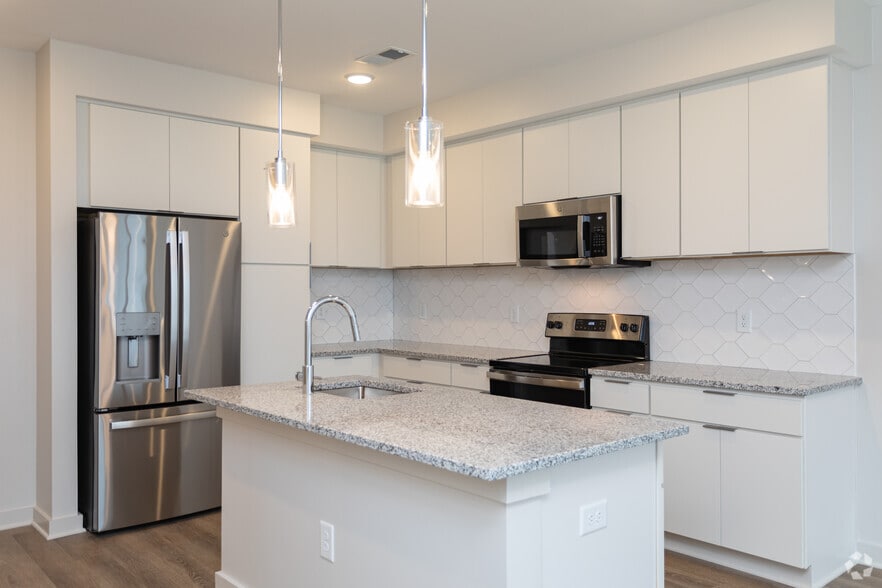 More Photos Of 650 N Main St, High Point Apartments For Lease