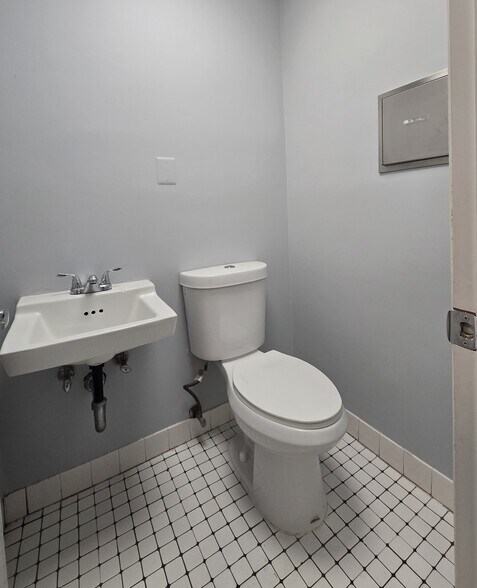 More Photos Of 359 Centre St, Nutley Office For Sale