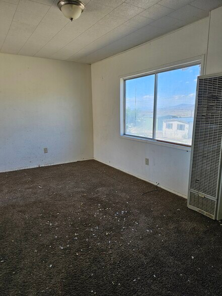 More Photos Of 310 Arizona st, Tonopah Apartments For Sale
