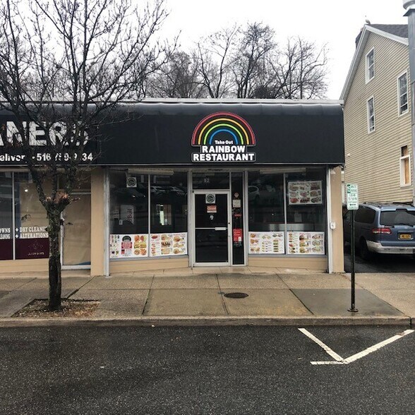 Primary Photo Of 82 School St, Glen Cove Storefront For Lease
