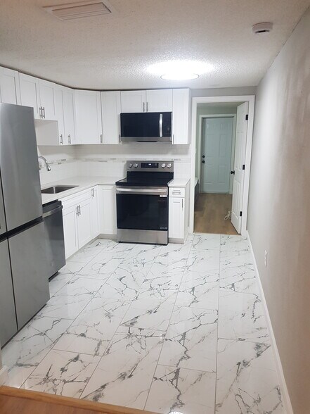 More Photos Of 311 58th Ave E, Bradenton Apartments For Sale