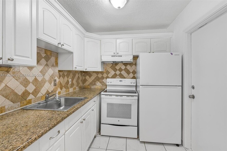 More Photos Of 2775 Taft St, Hollywood Apartments For Sale