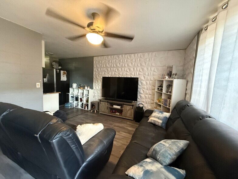 More Photos Of 2135 Bannister Pl, Honolulu Multifamily For Sale