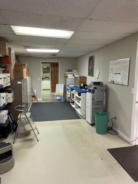 More Photos Of 25 Meadowland, Universal City Coworking Space