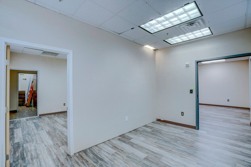More Photos Of 7711 San Jacinto Pl, Plano Medical For Lease