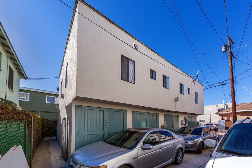 More Photos Of 1050 E Hellman St, Long Beach Apartments For Sale