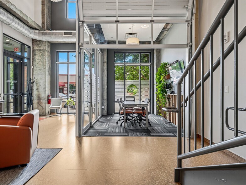 More Photos Of 60 N Market St, Asheville Apartments For Lease