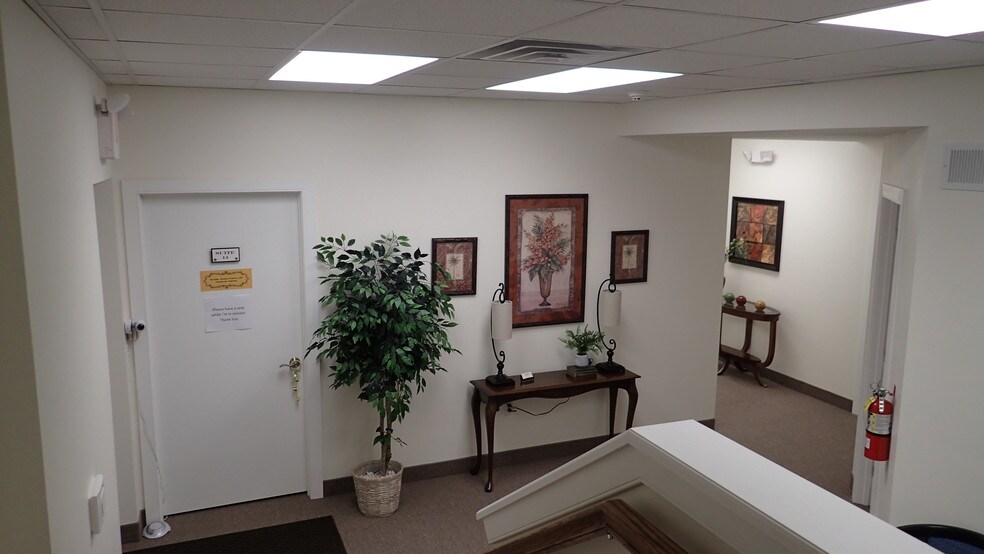 More Photos Of 1733 Washington Blvd, Easton Office For Sale