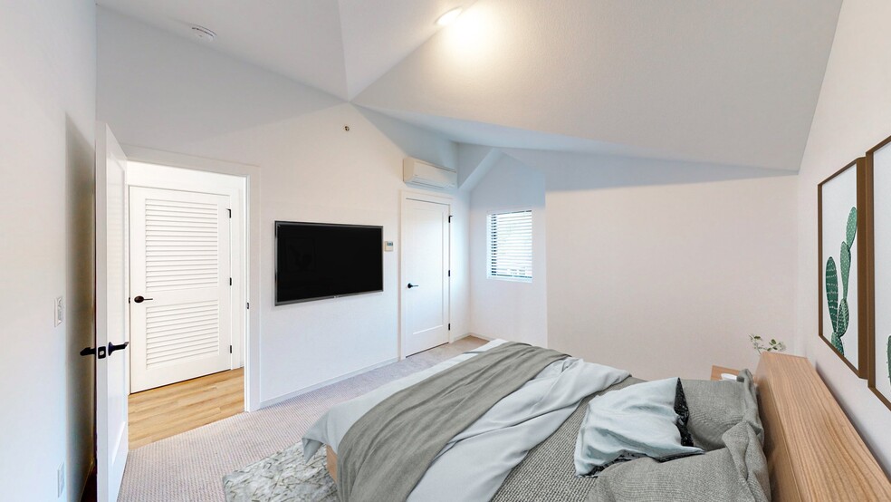 More Photos Of 6115 Nieman Rd, Shawnee Apartments For Sale