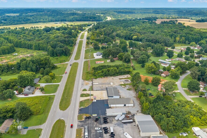 More Photos Of 10063 US-72, Rogersville Warehouse For Sale