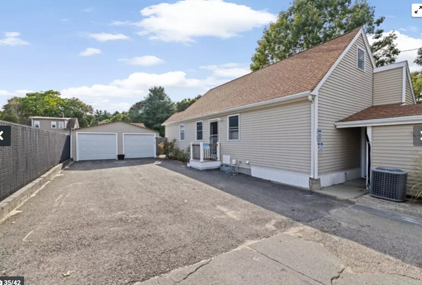 More Photos Of 2783 Cranberry Hwy, Wareham Apartments For Sale