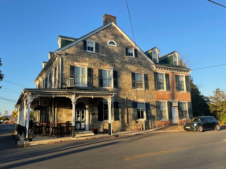 More Photos Of 298 Old Bowers Rd, Mertztown Restaurant For Sale