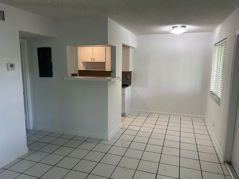 More Photos Of 1111 SW 4th St, Fort Lauderdale Apartments For Sale