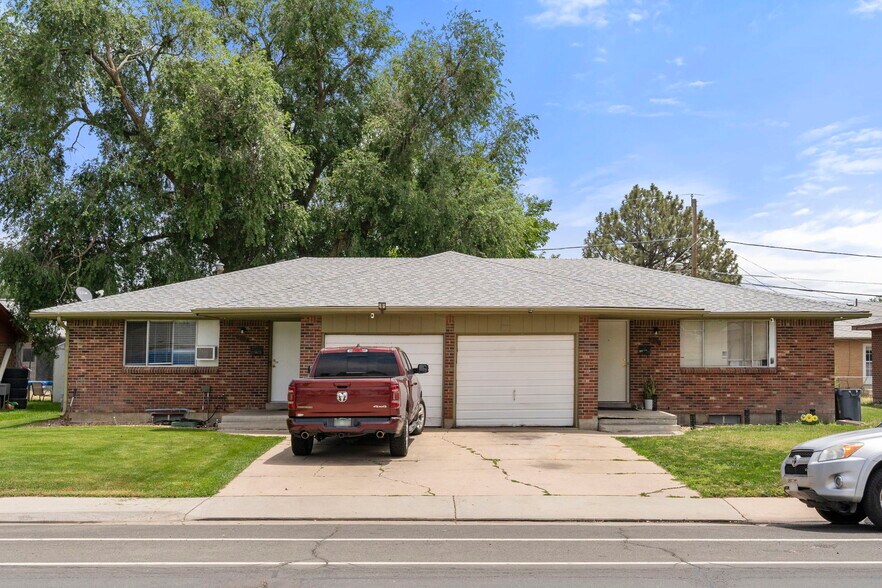 More Photos Of 213 N 11th Ct, Brighton Apartments For Sale