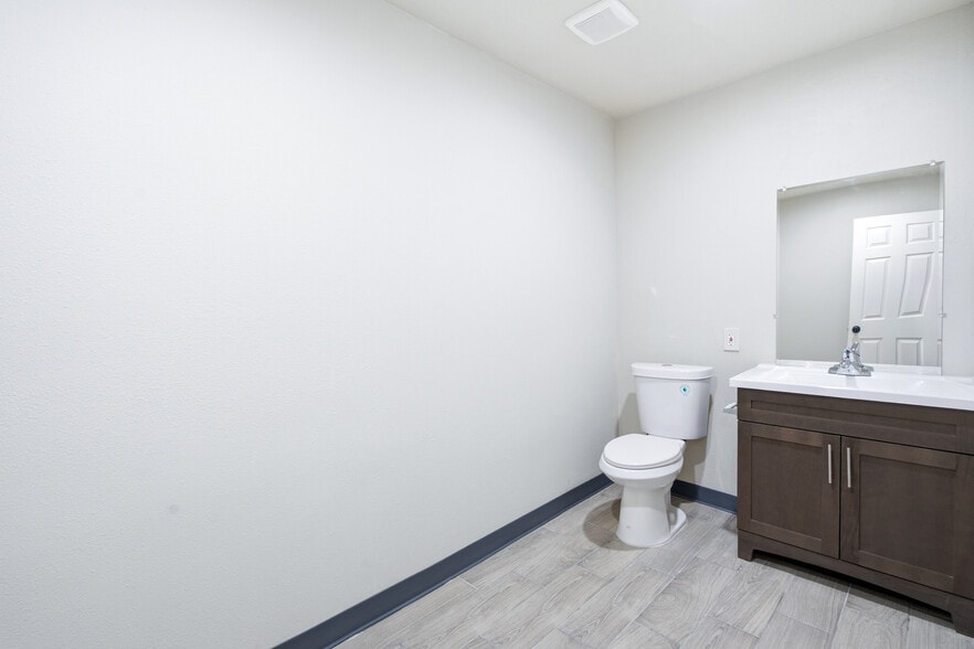 More Photos Of 247 E Highland Ave, San Bernardino Office Residential For Sale