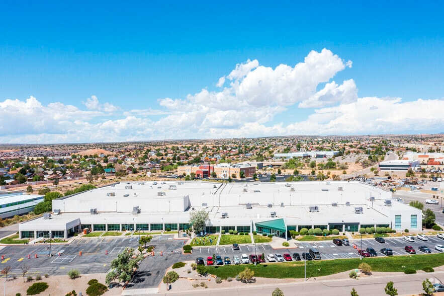 More Photos Of 4321 Fulcrum Way NE, Rio Rancho Warehouse For Lease