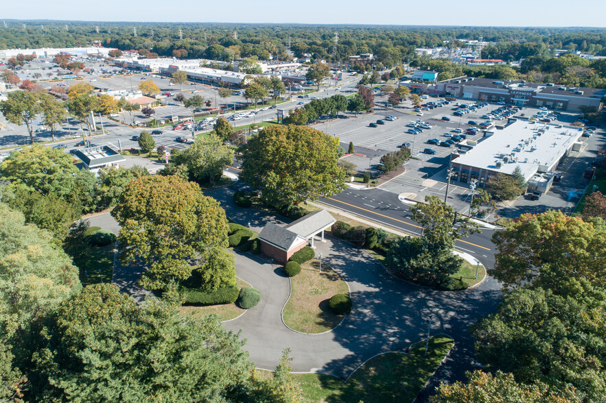 Primary Photo Of 10A Holbrook Rd, Centereach Bank For Lease