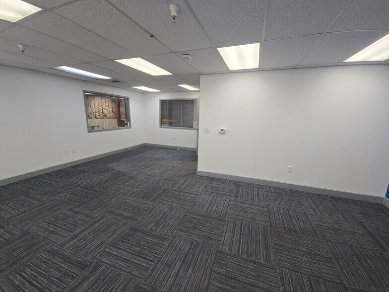 More Photos Of 8475 Forest St, Gilroy Warehouse For Lease