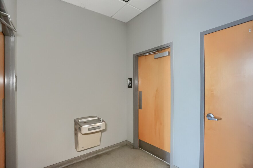 More Photos Of 3 Superior Way, Uniontown Auto Dealership For Sale