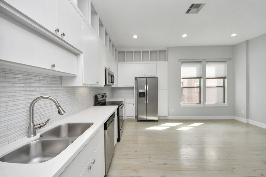 More Photos Of 1708 Winter St, Houston Apartments For Sale