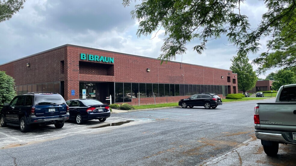 More Photos Of 2202 N Irving St, Allentown Unknown For Lease