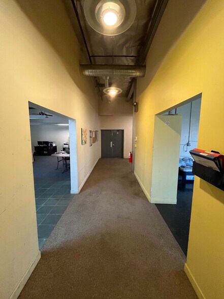 More Photos Of 123 N 10th Ave, Melrose Park Warehouse For Sale