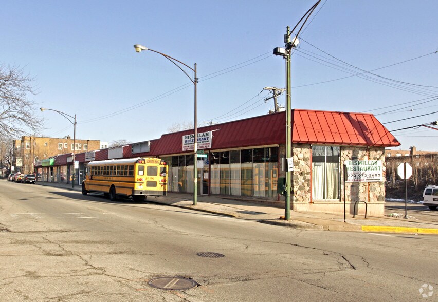 Primary Photo Of 6301-6329 N Ridge Ave, Chicago Unknown For Lease