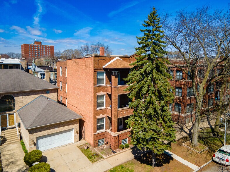 More Photos Of , Chicago Multifamily For Sale