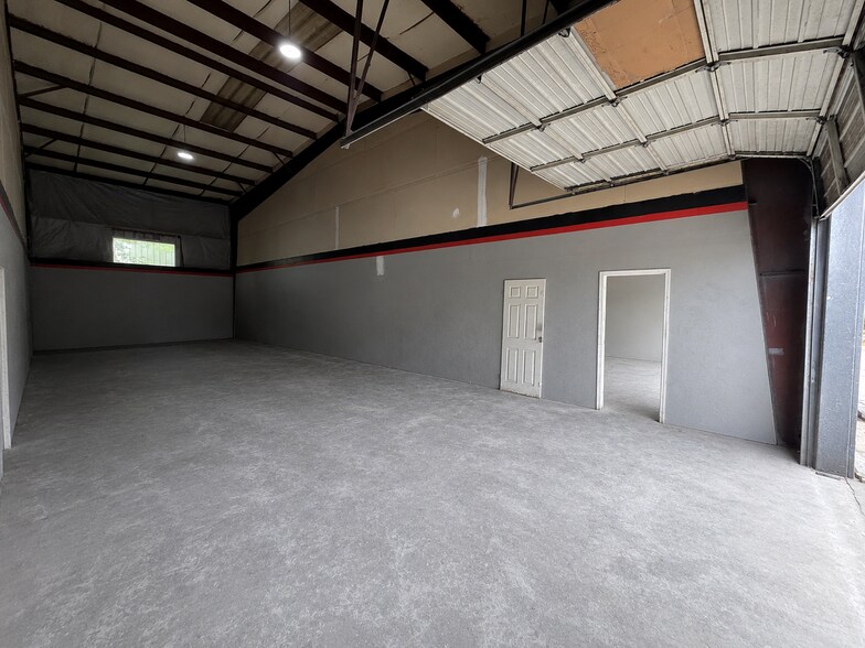 More Photos Of 6662 Buford Hwy, Atlanta Auto Dealership For Lease
