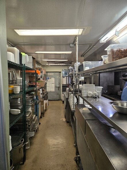More Photos Of 3320 E Thousand Oaks Blvd, Westlake Village Restaurant For Lease
