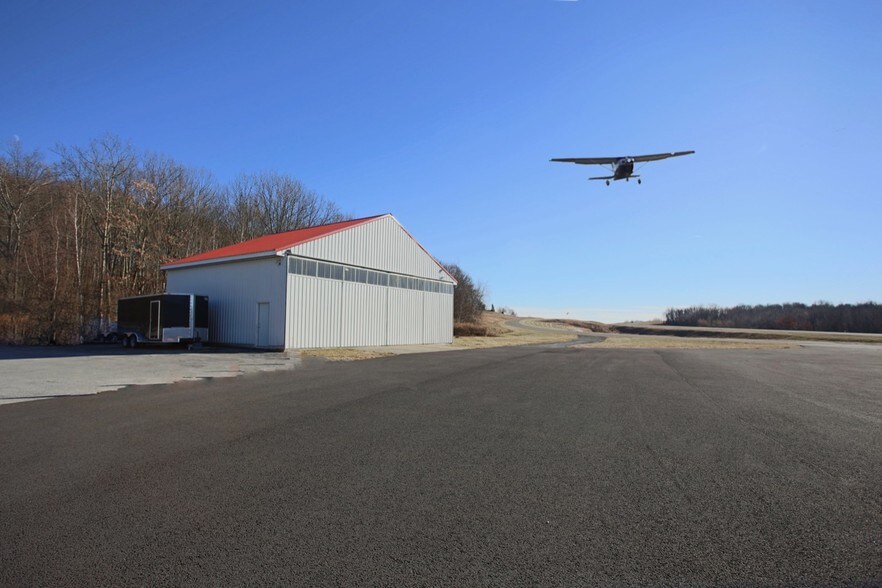 More Photos Of 79 Styles Way, Lagrangeville Light Distribution For Sale