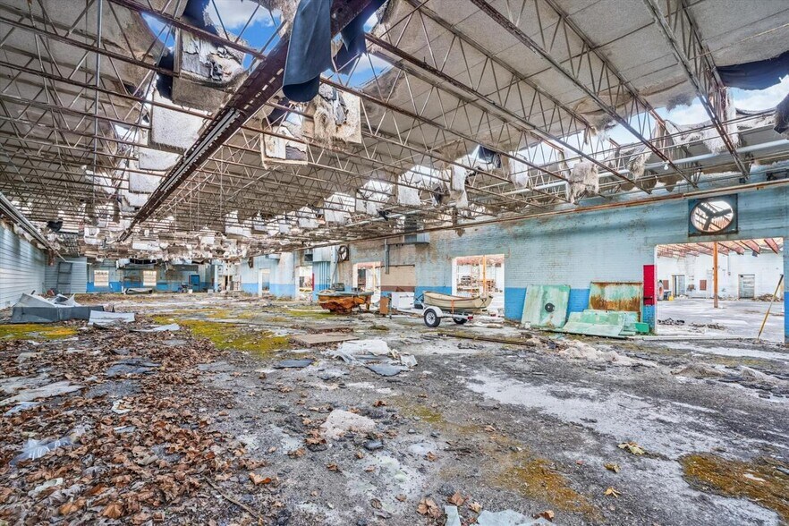 More Photos Of 113 Aileen Rd, Flint Hill Warehouse For Sale