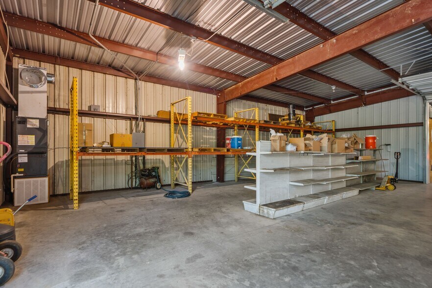 More Photos Of 15288 AR-22, Dardanelle Warehouse For Sale