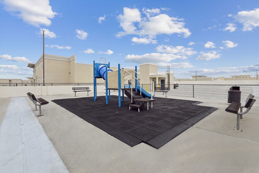 More Photos Of 4400 Telfair Blvd, Camp Springs Apartments For Lease