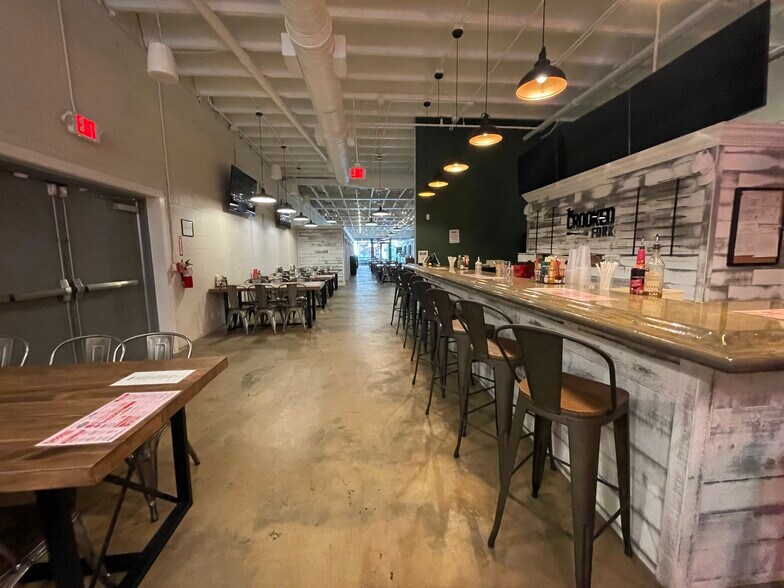 More Photos Of 24 E Magnolia Ave, Eustis Storefront For Lease