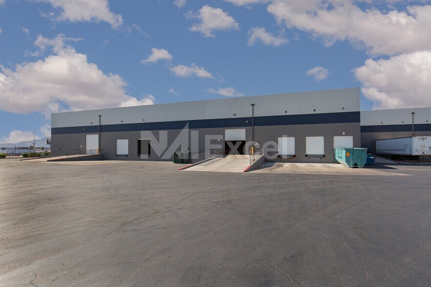 More Photos Of 3940 E Craig Rd, North Las Vegas Warehouse For Lease