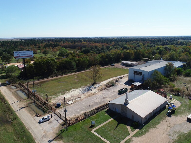 Primary Photo Of 3701 10th St, Brookshire Warehouse For Lease
