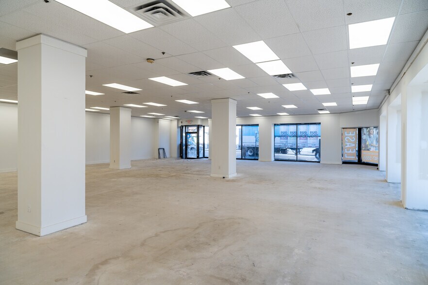 More Photos Of 100-126 W Chelten Ave, Philadelphia Schools For Lease