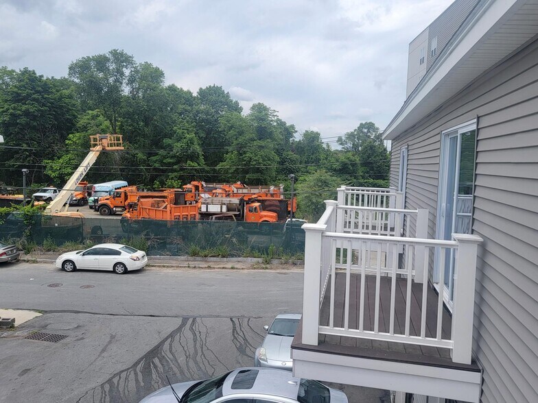 More Photos Of 1317 Middlesex St, Lowell Carwash For Lease